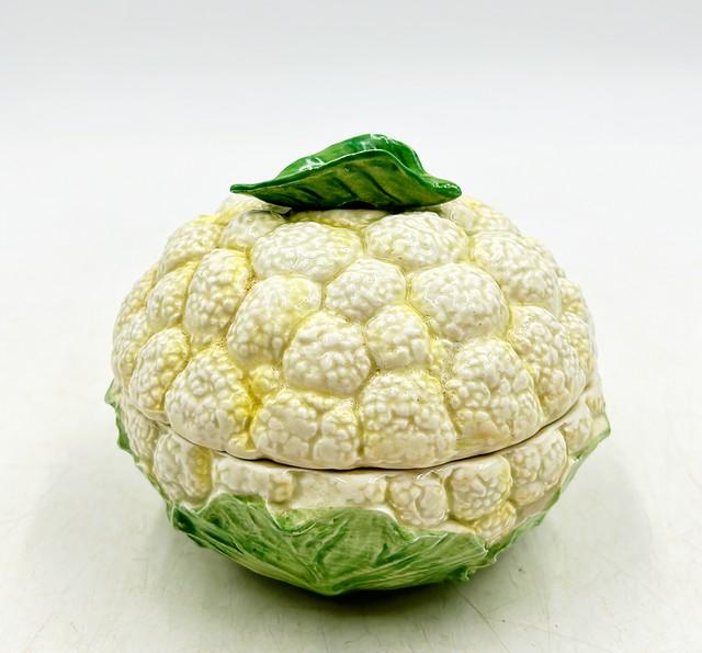 Vintage 80s stamped Fitz & Floyd cauliflower bowl with lid. (1 of 1)