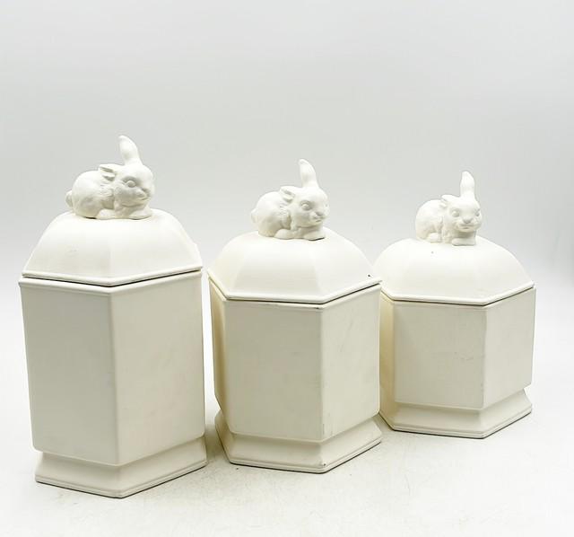 Fabulous vintage 80s set of 3 bunny canister set of 3. (1 of 1)