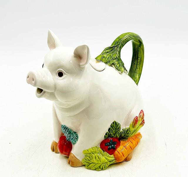 Vintage stamped Fitz & Floyd ceramic painted pig teapot. (1 of 1)