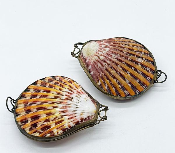 Set of 2 vintage natural sea shell trinket boxes. (1 of 1)