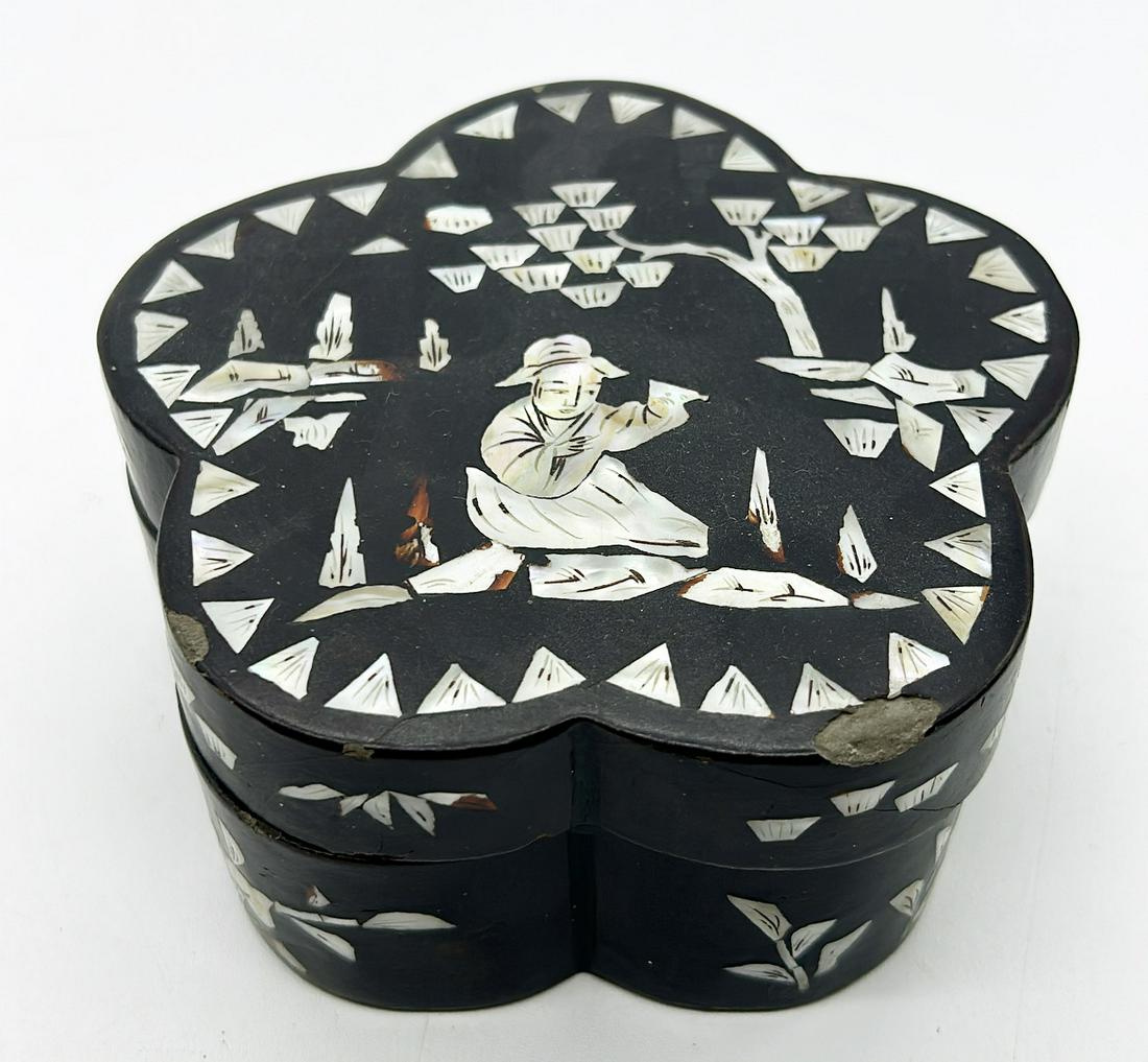 Mother of Pearl (Inlay) Box (1 of 3)