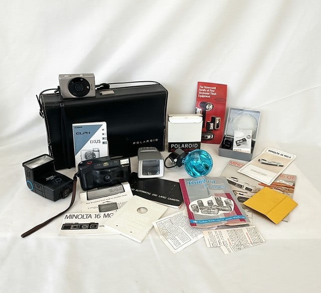 Vintage camera and camera accessories lot. (1 of 9)