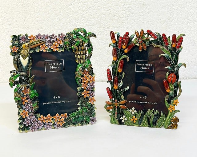 Vintage pair - set of 2 photo picture frames Both heavy quality pieces (1 of 2)