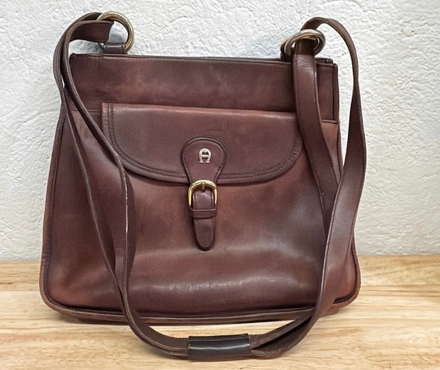 Etienne Aigner 1980s Genuine Leather brown purse (1 of 6)