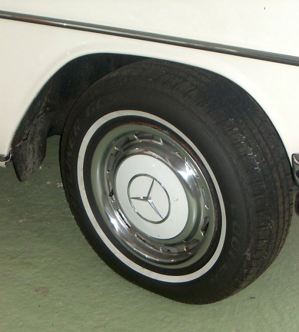 Mercedes-Benz 250 C, 1973 - 2