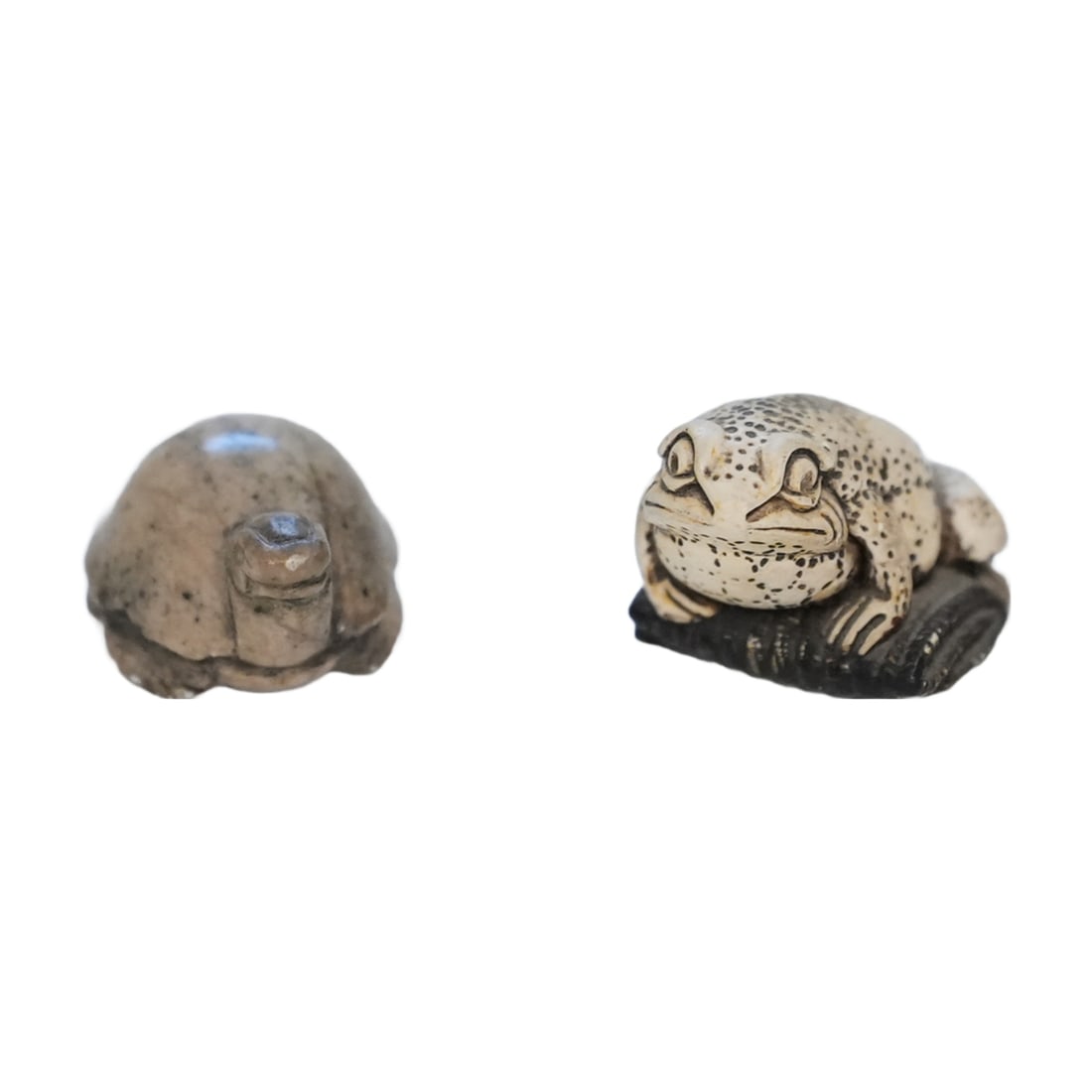 Frog Netsuke and Stone Turtle (1 of 5)