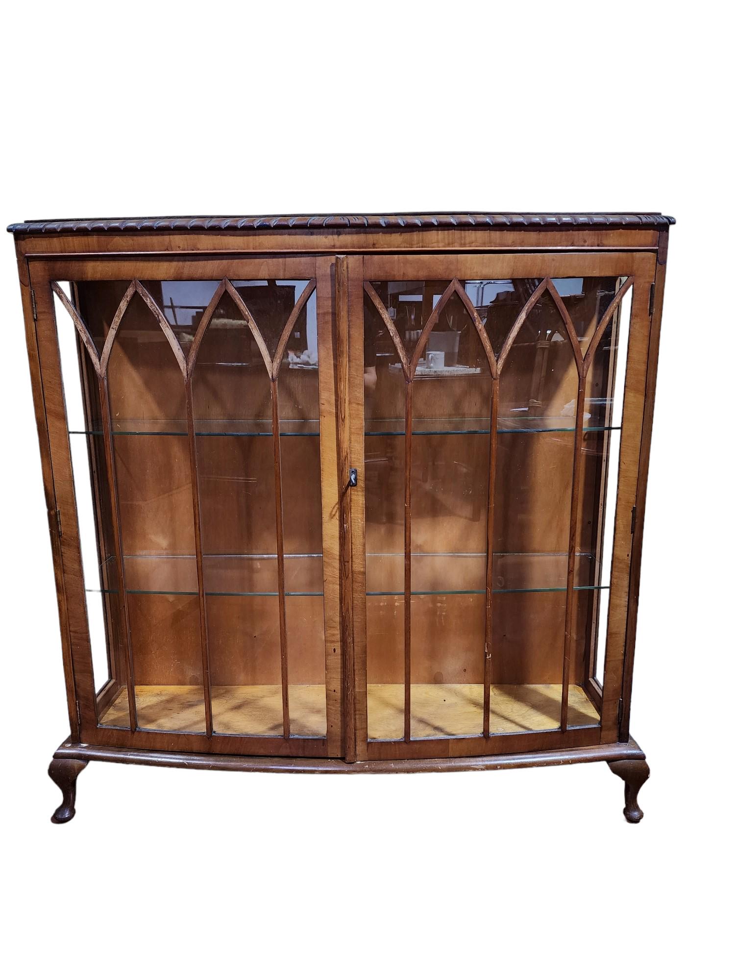 Bow Front Display Cabinet (1 of 6)