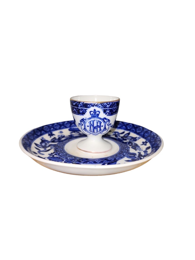 Victorian Coalport Egg Cup and Saucer Set: Magnificent 1891-1921 Coalport blue and white egg cup and saucer in Belford pattern. Bold cobalt blues, intact gilt trim to egg cup, this is a collector's set, rare in this condition. Backstamps prese
