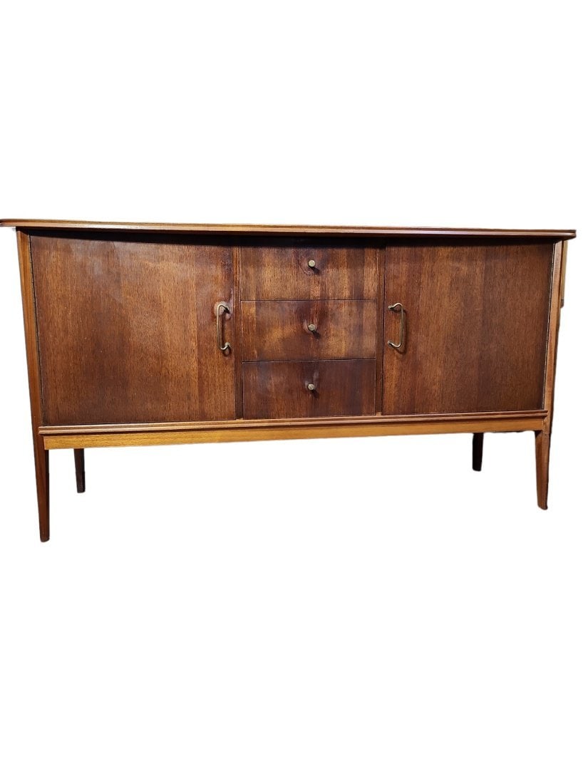 1950s Peter Hayward for W.G. Evans Mid Century Vanson Teak Sideboard: Fantastic Mid-century teak sideboard, 1950's design by Peter Hayward for W.G.Evans/Vanson in England. Double shelved cabinets, silver drawer with original felt, two further drawers, brass hardware, be