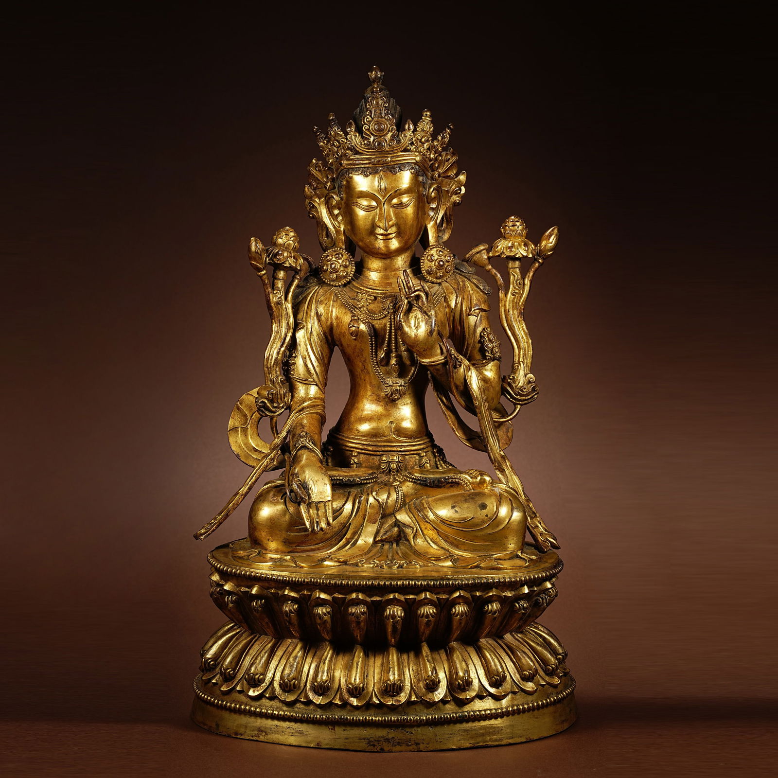 Ming dynasty gilt bronze statue of Bodhisattva (1 of 12)