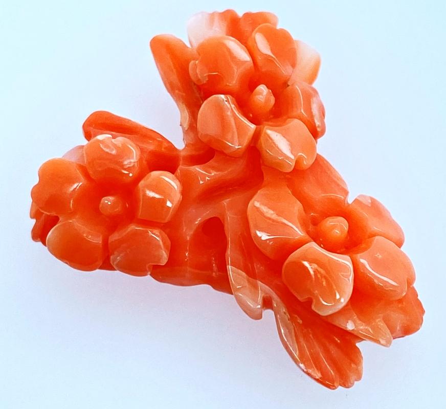 Natural Coral Carvings 14.90 Ct. (1 of 3)