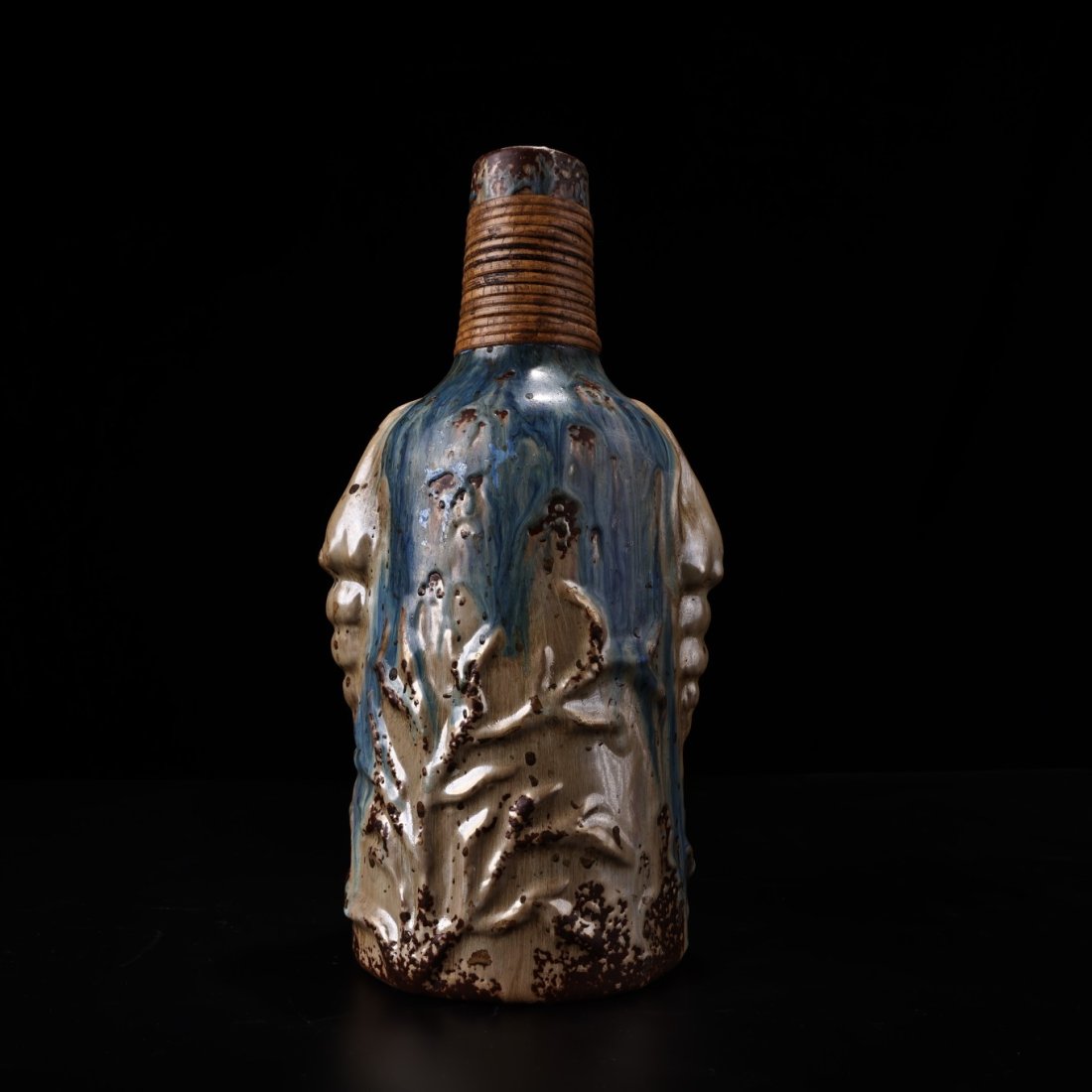 Treasure Old Porcelain Vase (1 of 6)