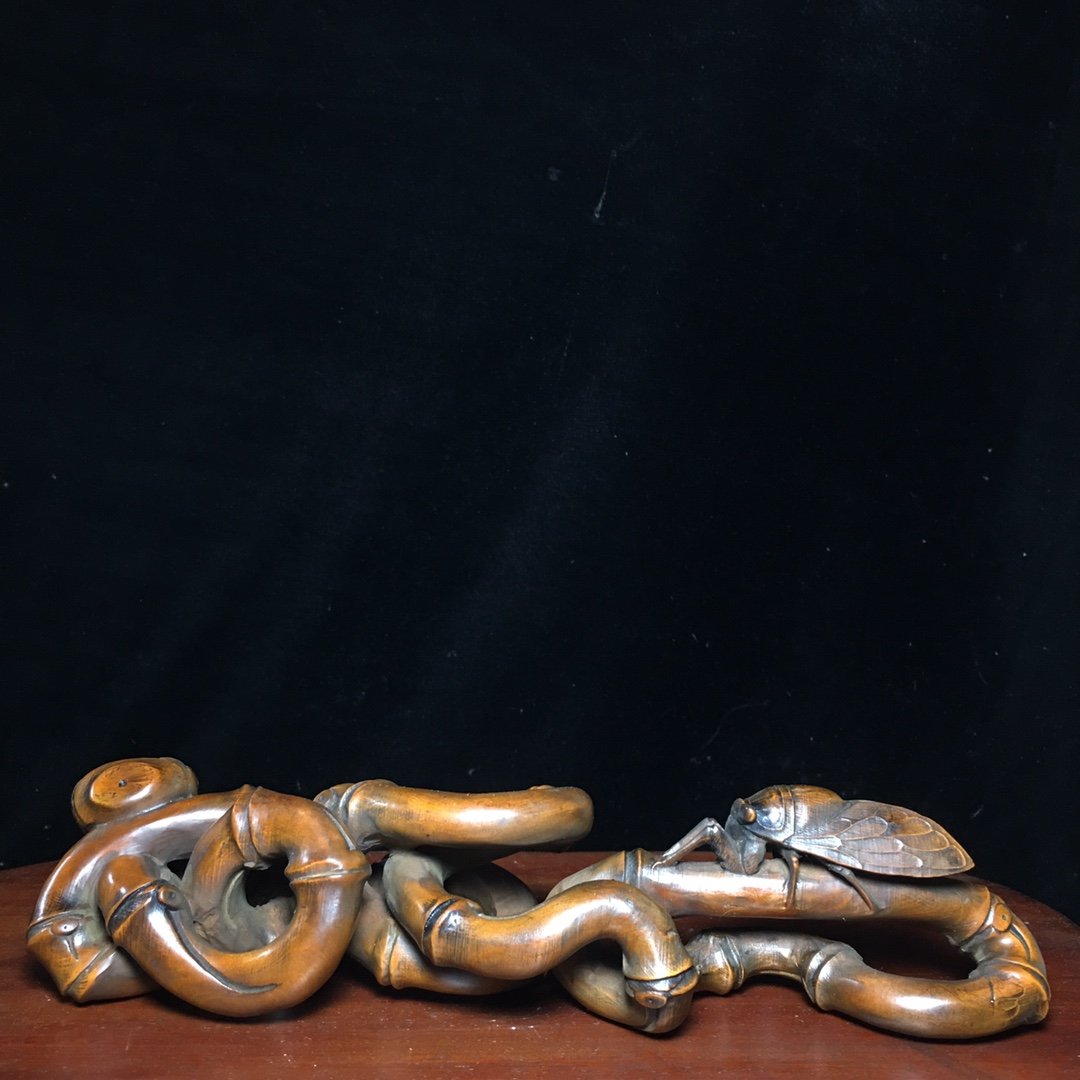 Boxwood Blockbuster Pen Holder: Good antique collection.