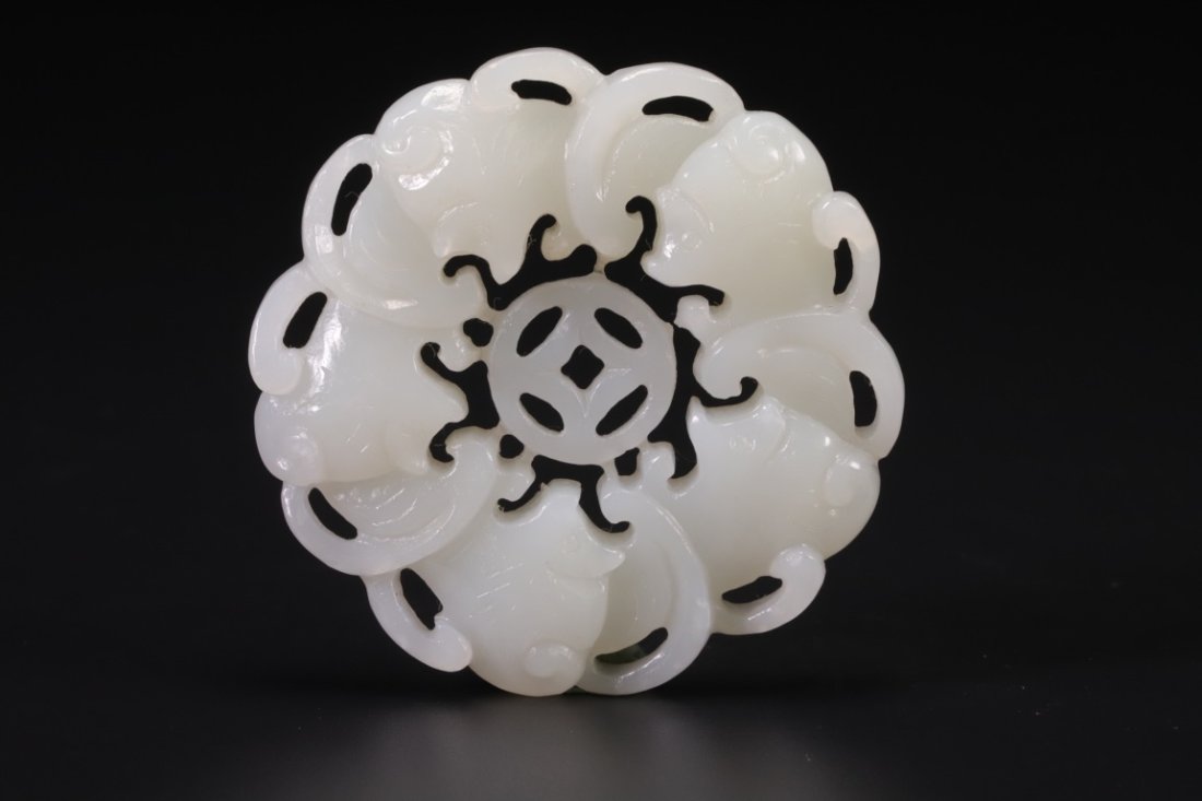 Hetian jade five blessings near the door pendant (1 of 5)