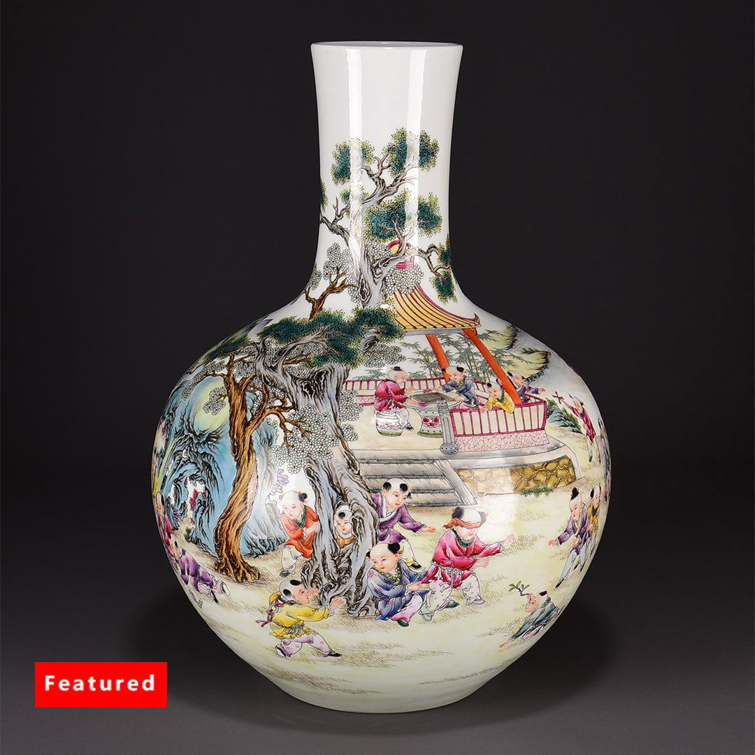 Qing Dynasty Qianlong pastel boy in spring picture sky ball bottle (1 of 7)
