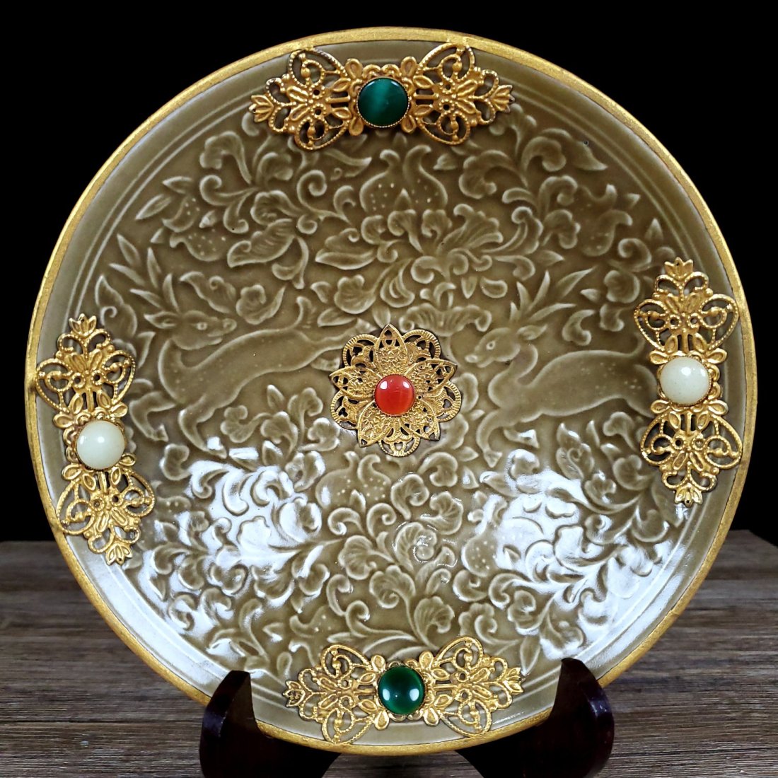 Song Ding kiln carved Fulu pattern inlaid gold and gemstone bowl (1 of 7)