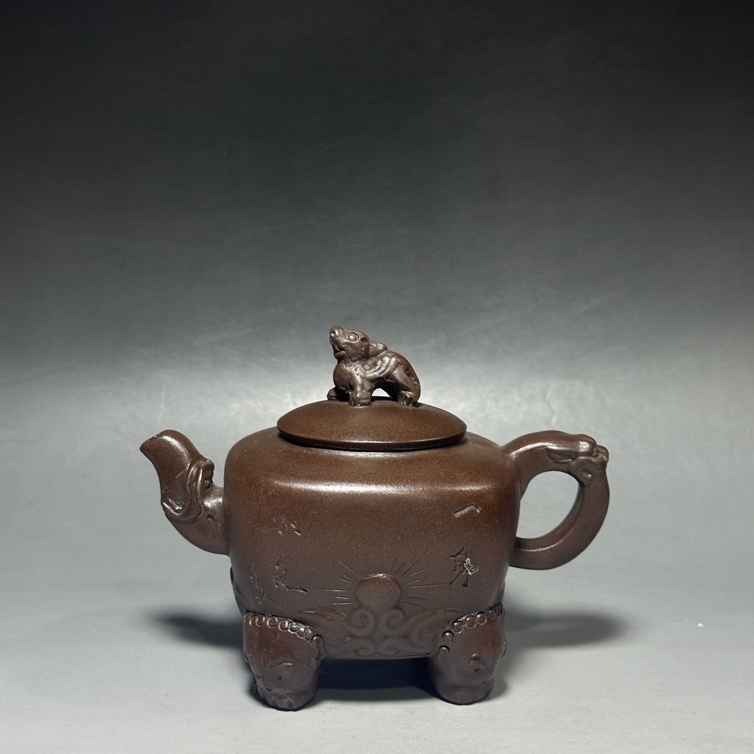 Zhou Guizhen Fine Collection Purple Clay Teapot (1 of 7)