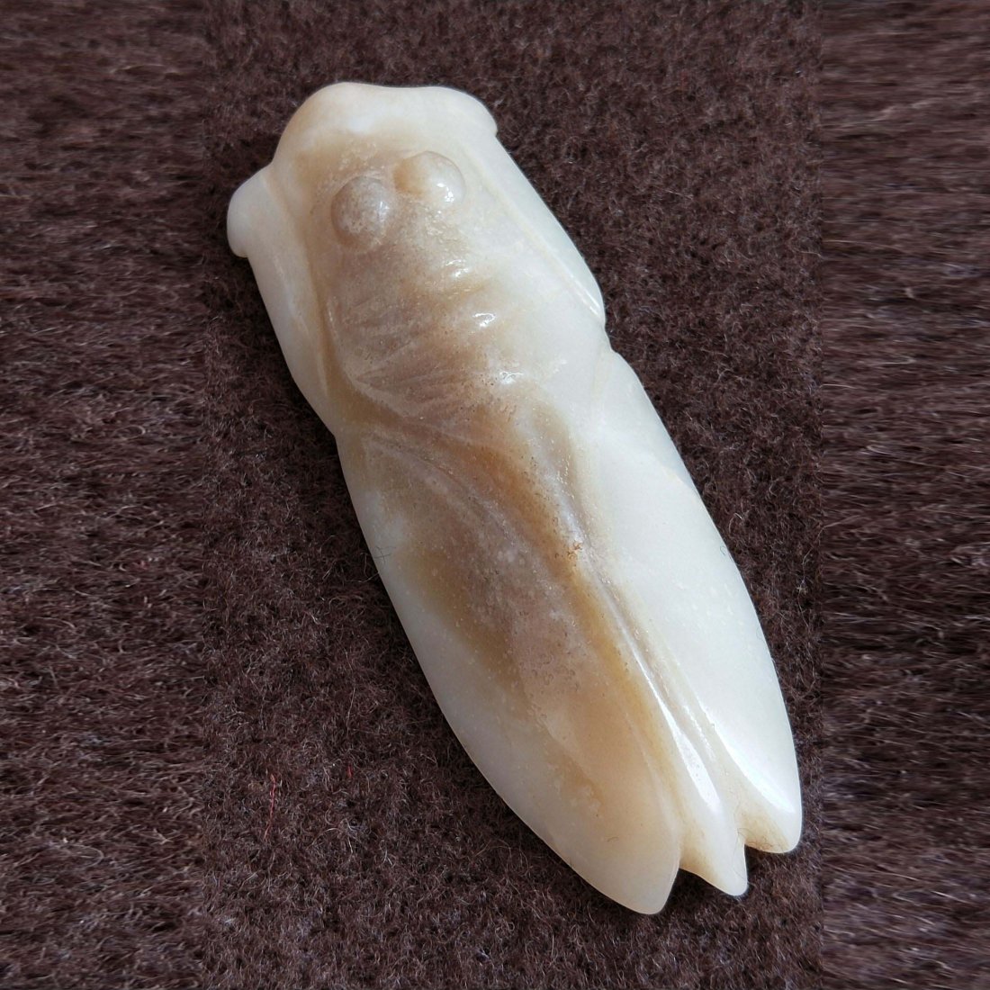 Suet jade pendant made of Hetian jade seed material (1 of 7)