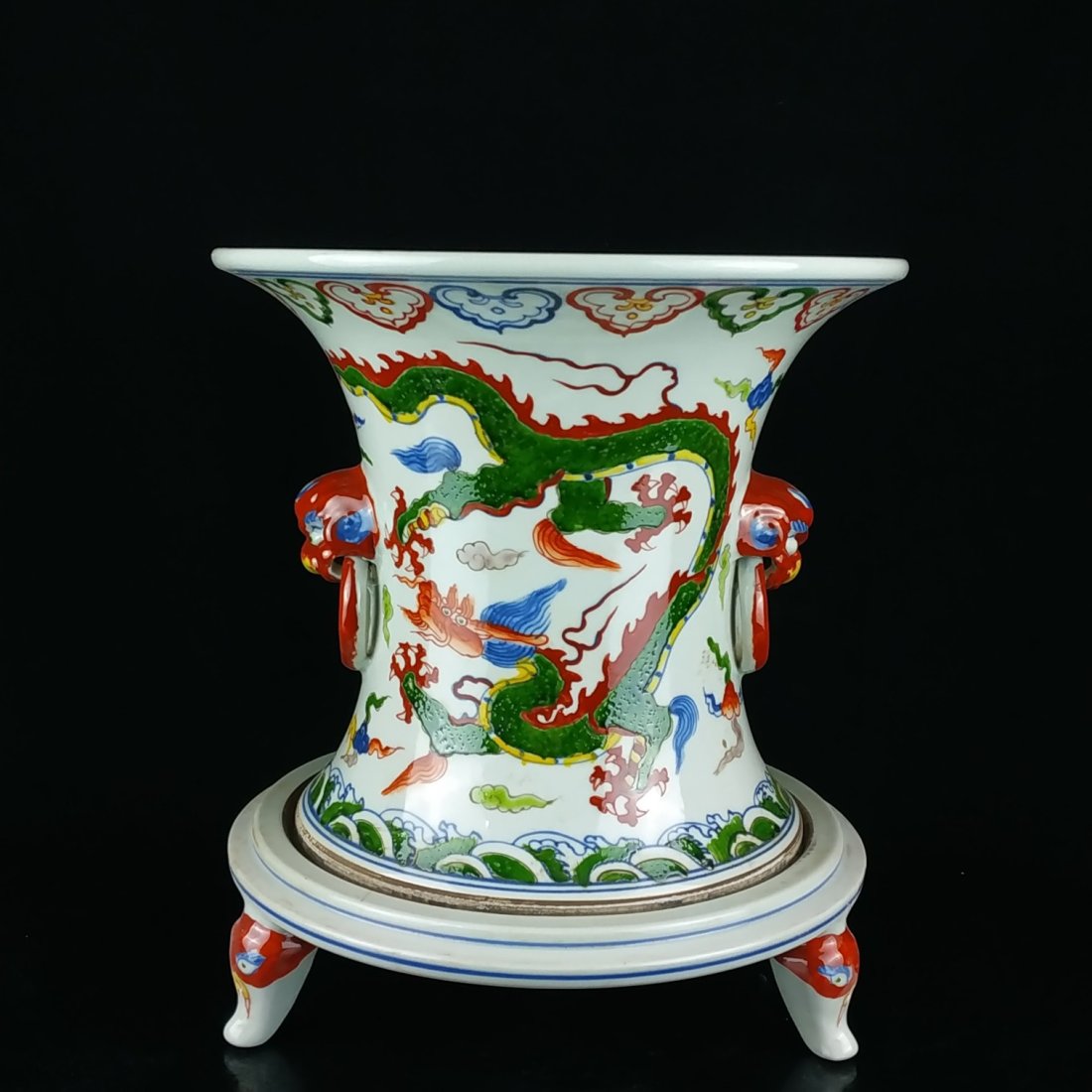 Ming Xuande multicolored hand-painted dragon pattern lion head flower drum (1 of 8)