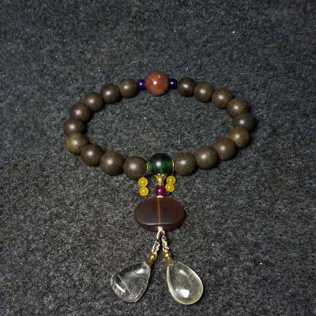 Agarwood Eighteen Sons Handheld (1 of 10)