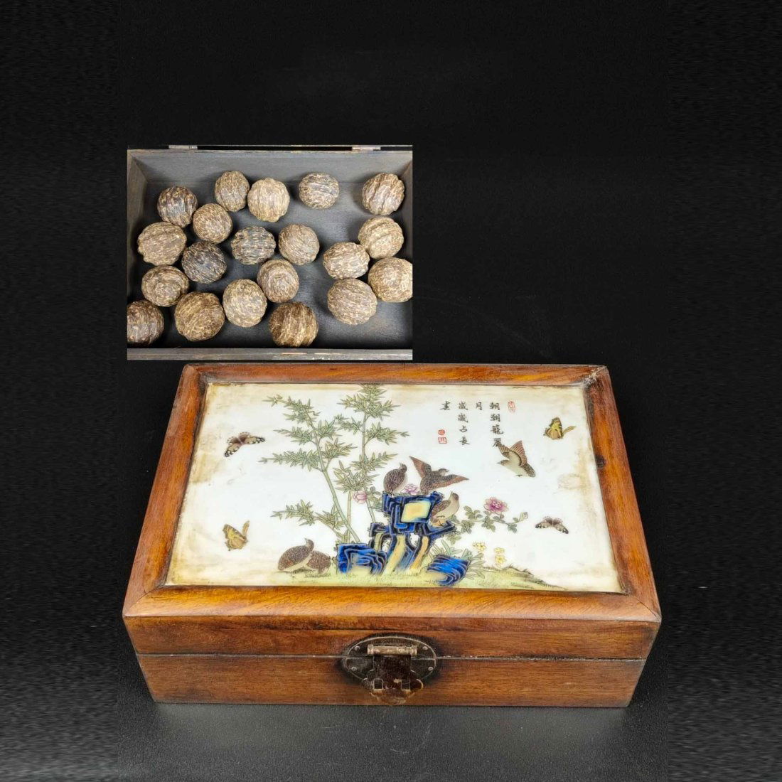 A box of agarwood handball (1 of 6)