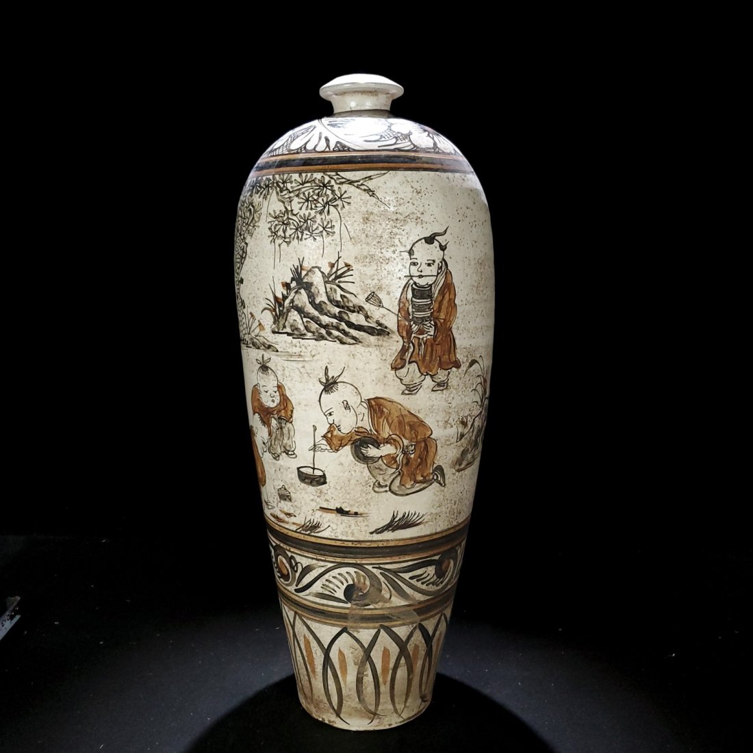 Cizhou kiln of Song Dynasty painted plum vase with baby playing pattern and poetic pattern (1 of 9)