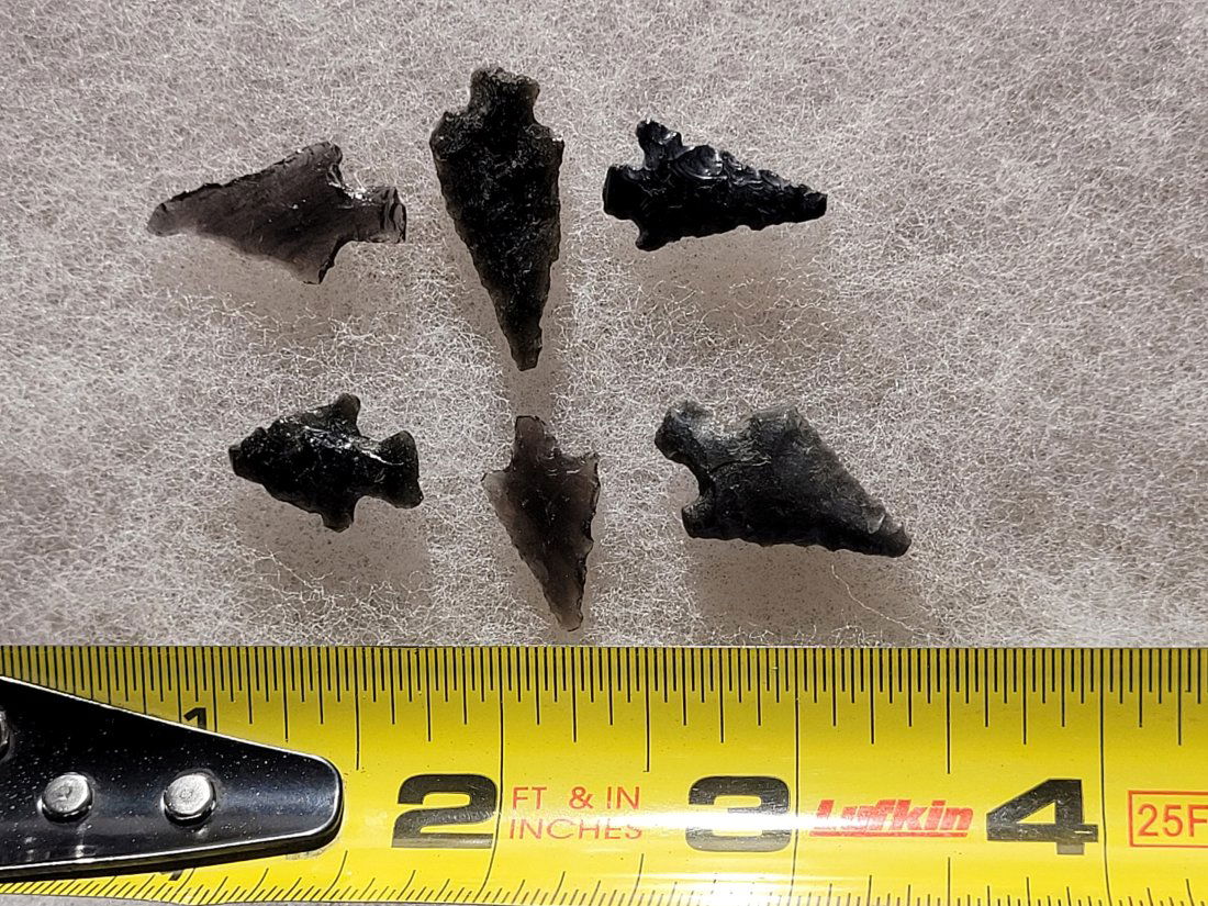 6 POINTS AUTHENTIC OBSIDIAN ARROWHEAD ARTIFACT COLLECTION LAKE COUNTY OREGON 1900'S (1 of 2)