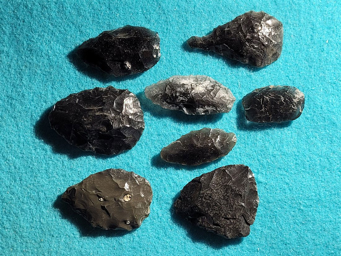 8 BLADES OBSIDIAN AUTHENTIC ARROWHEAD ARTIFACT LAKE COUNTY OREGON 1900'S (1 of 9)