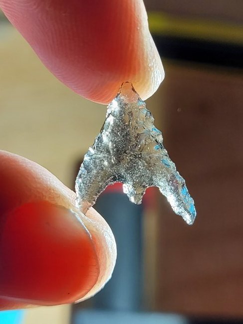 OBSIDIAN GUNTHER AUTHENTIC ARTIFACT ARROWHEAD BURNS, OREGON OBSIDIAN EX DEAN THOMPSON COLLECTION: OBSIDIAN GUNTHER AUTHENTIC ARTIFACT ARROWHEAD BURNS, OREGON OBSIDIAN EX DEAN THOMPSON COLLECTION