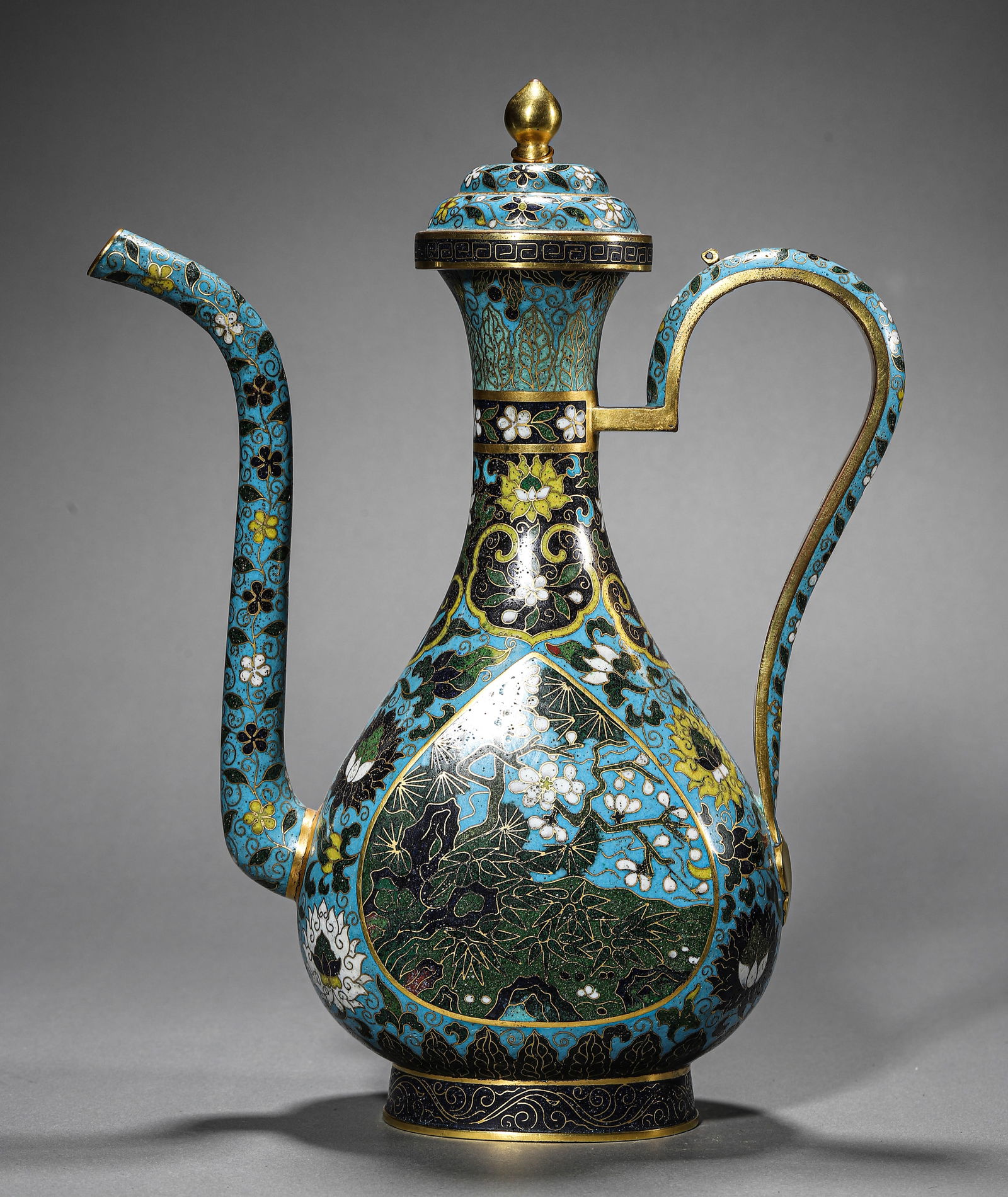 A CHINESE CLOISONNÉ TEAPOT, POSSIBLY QING DYNASTY. (1 of 4)
