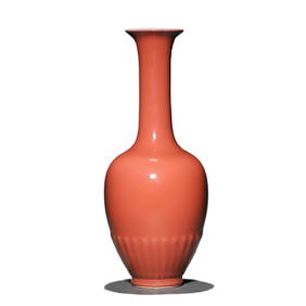 A CHINESE RED-GLAZED LONG-NECK VASE, MARKED "DA QING KANGXI NIAN ZHI," POSSIBLY QING DYNASTY, 18TH (1 of 3)