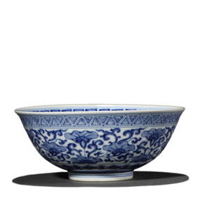 A CHINESE BLUE AND WHITE BOWL WITH MORNING GLORY DESIGN, MARKED "DA QING DAOGUANG NIAN ZHI," (1 of 3)