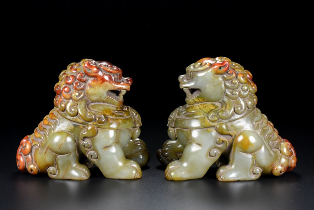 Chinese antique natural hetian jade carving lion statue (1 of 9)