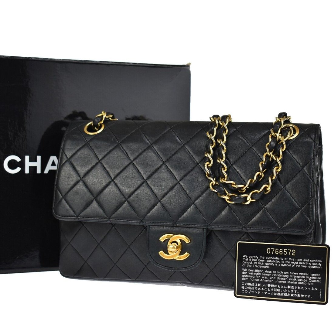 CHANEL CC Double Flap Matelasse 25 Chain Shoulder Bag Leather Vintage 313LB809: CHANEL CC Double Flap Matelasse 25 Chain Shoulder Bag Leather Vintage 313LB809Unusedï¼Œslight traces of use