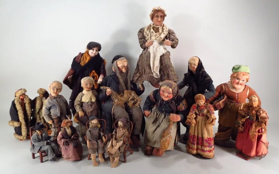 15 Soft Sculpture and Composite Dolls (1 of 5)