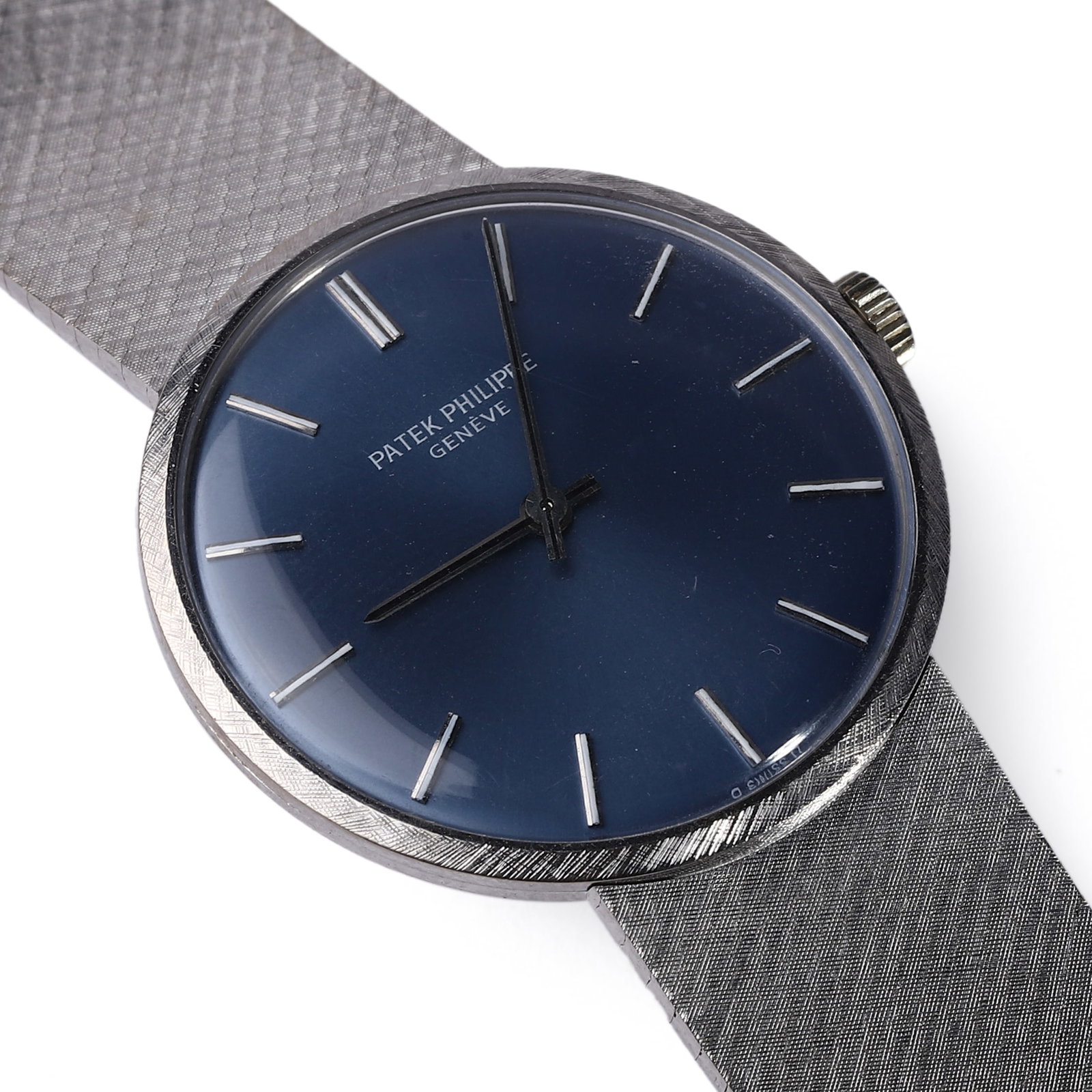 PATEK PHILIPPE GENEVE WRISTWATCH, STAINLESS STEEL CASE AND BRACELET, MANUAL WIND (1 of 3)