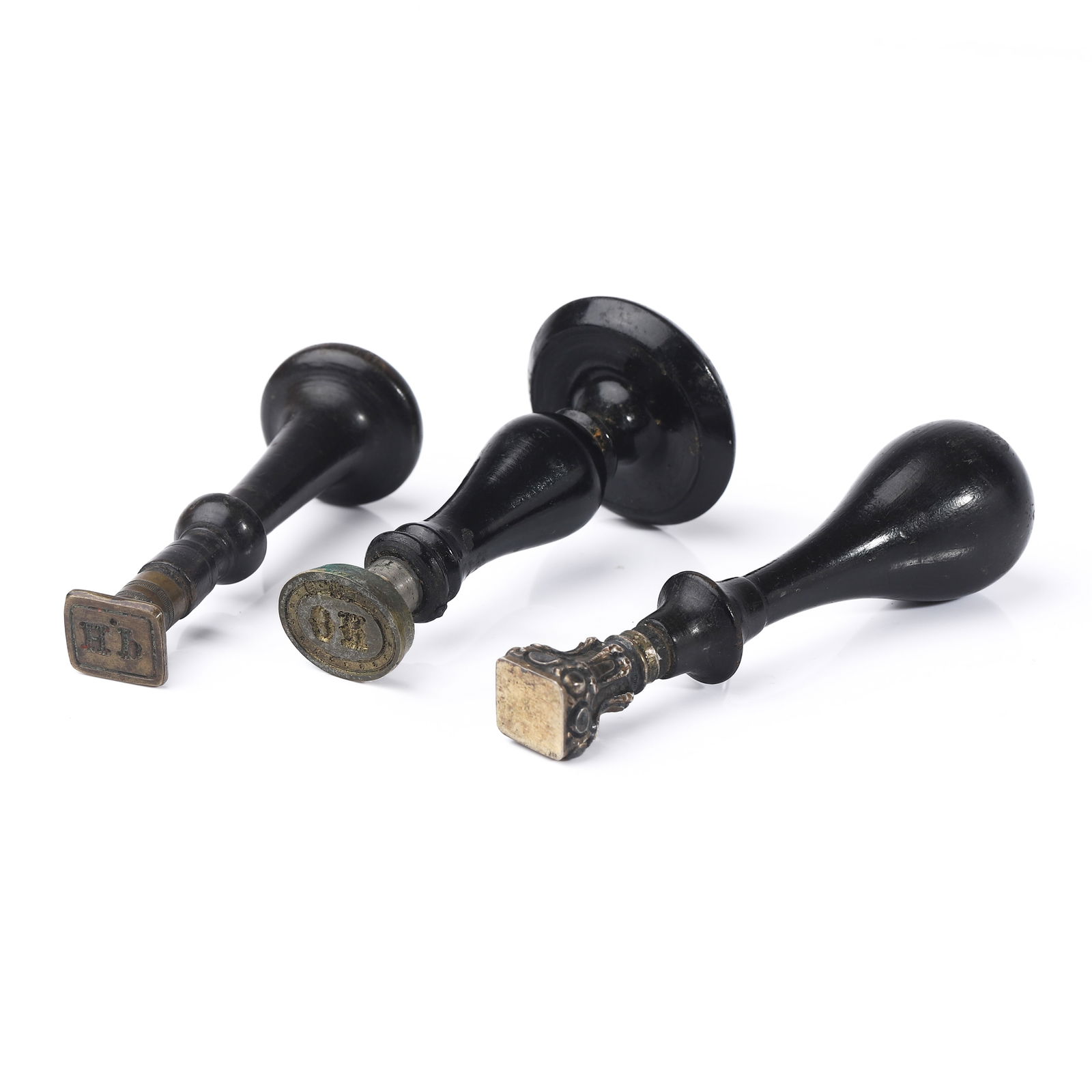 A GROUP OF THREE ANTIQUE WOOD AND BRASS WAX SEAL STAMPS (1 of 2)