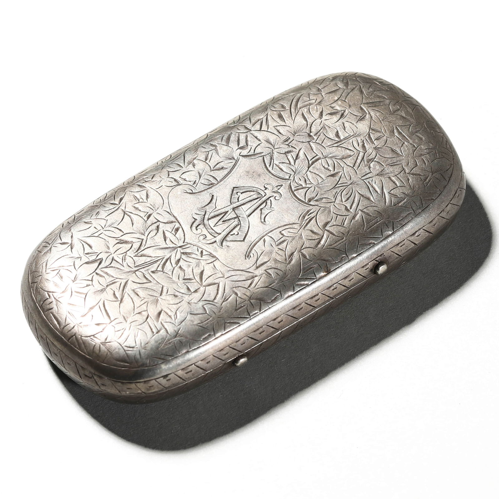 ANTIQUE SILVER ETUI CASE (1 of 5)
