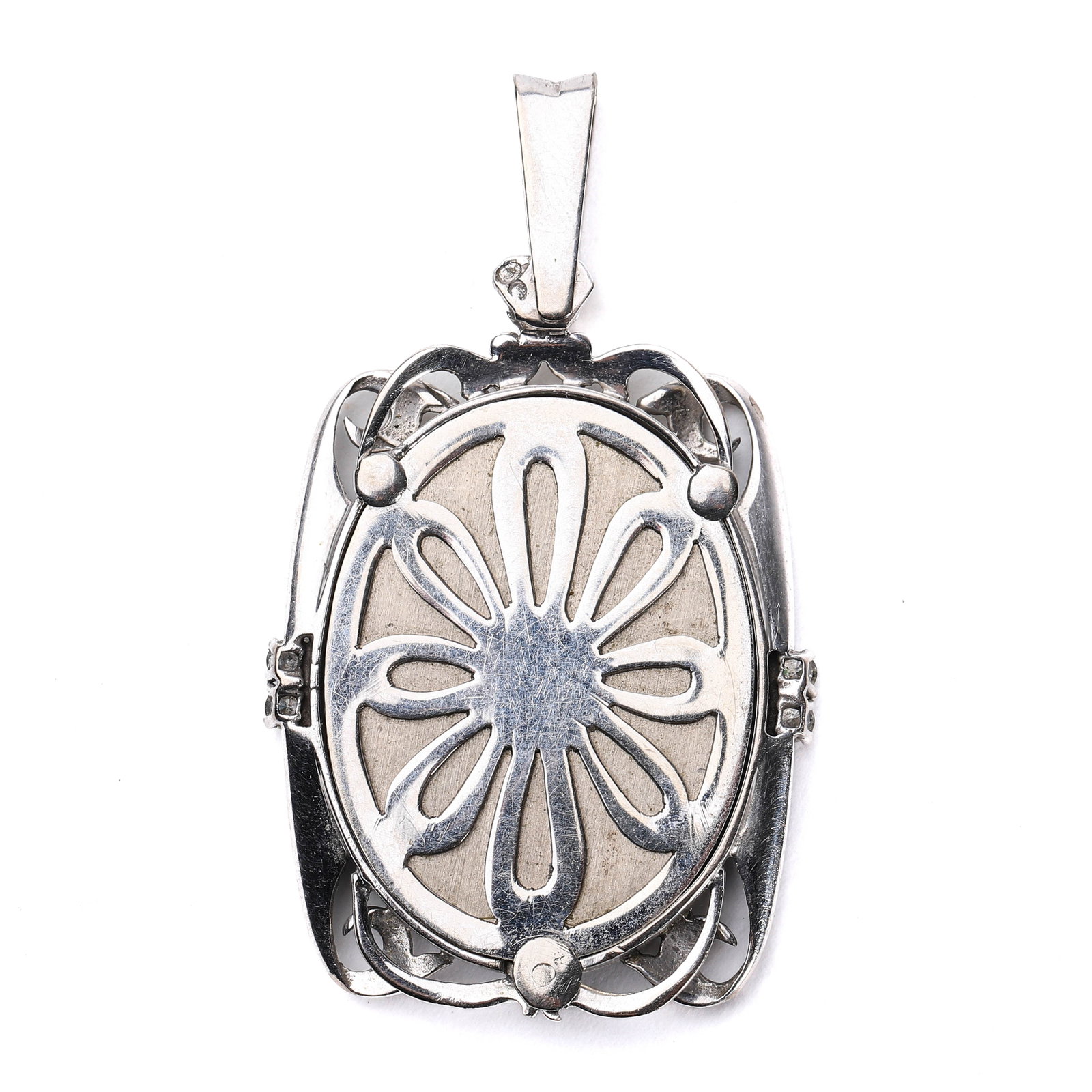 ART DECO PERIOD (1925-1935) FRENCH CUSTOM-MADE MICRO-PAINTED ENAMEL PENDANT - 4