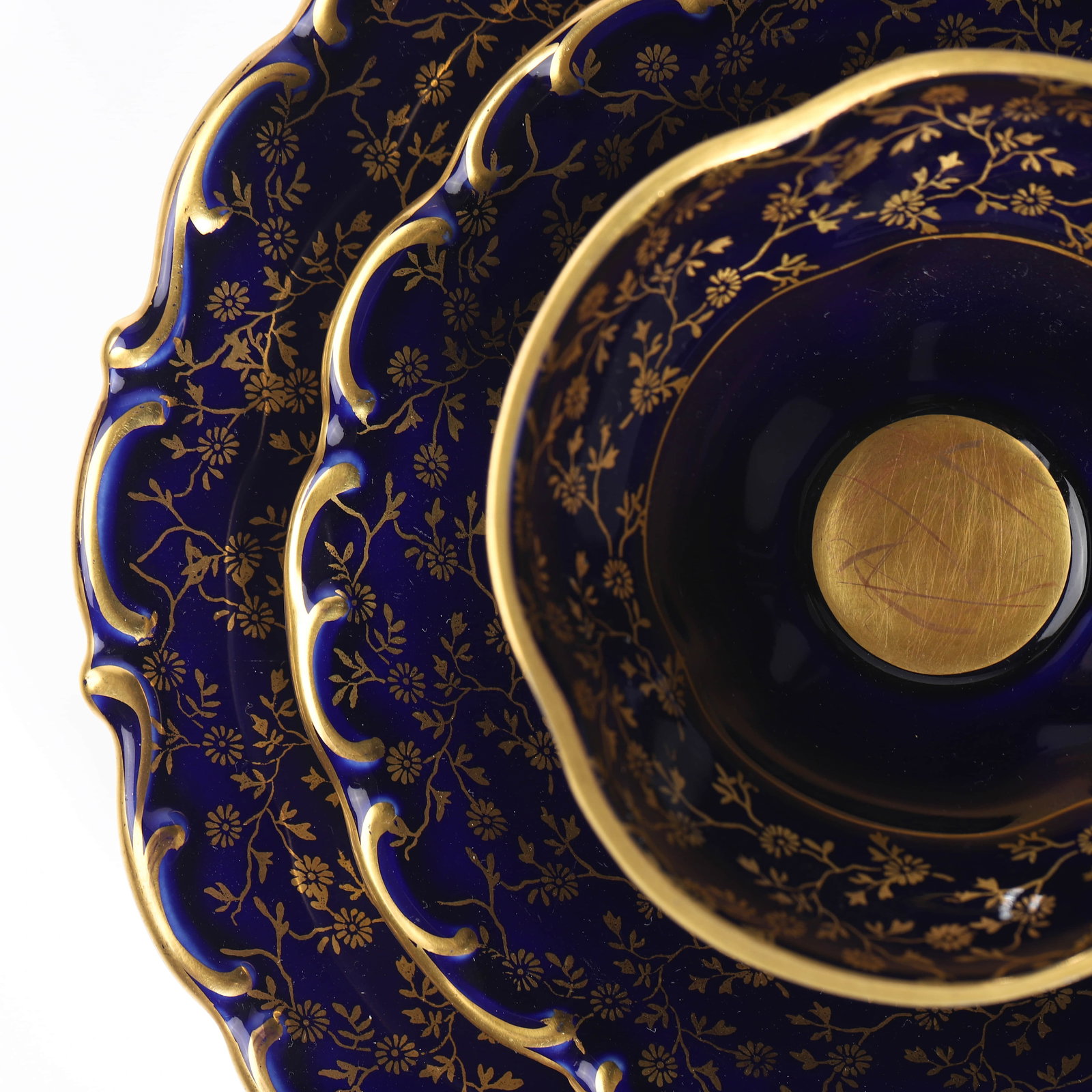A BAVARIAN COBALT-GILT PORCELAIN CUP AND SAUCER SET - 2