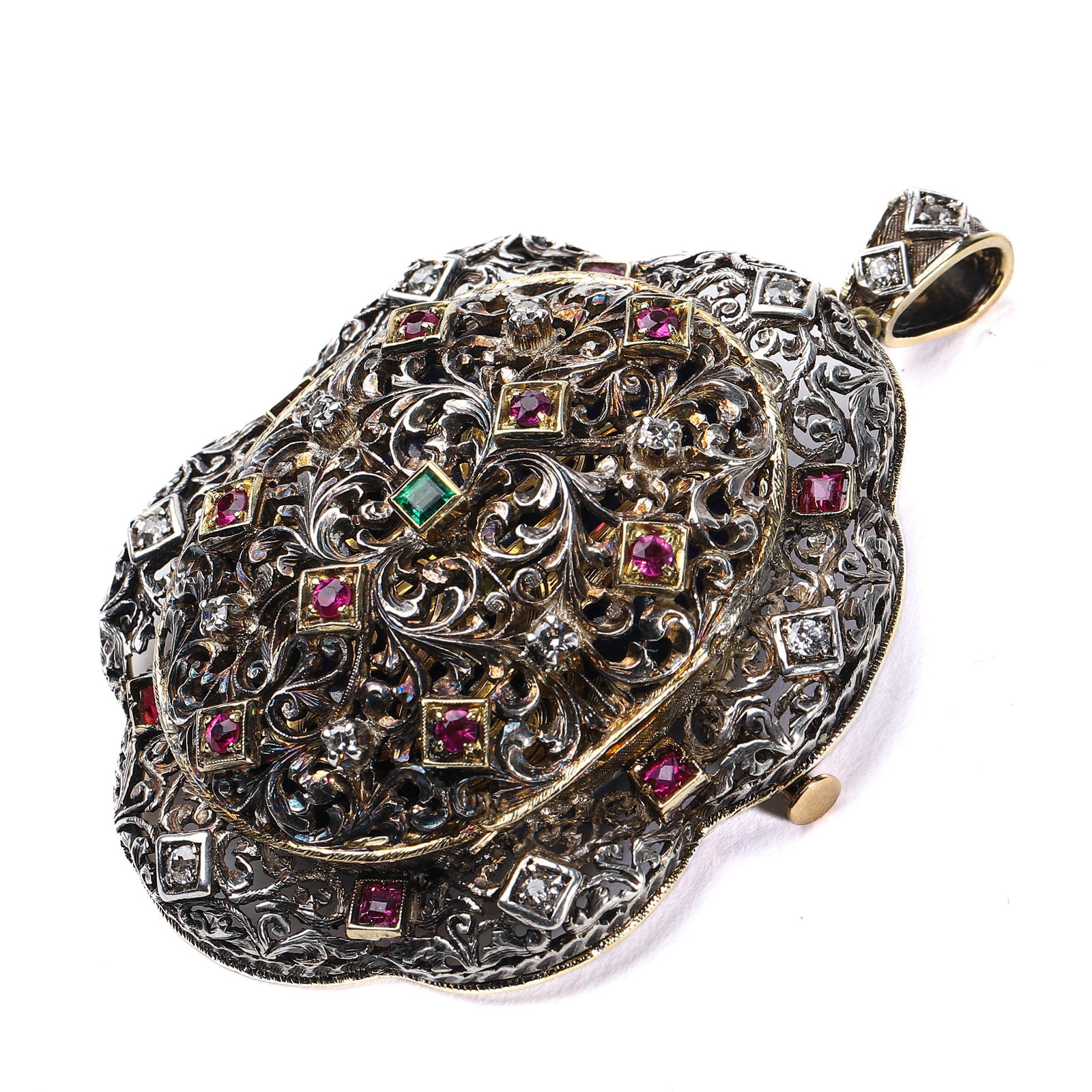 VICTORIAN PERIOD (1837–1901) ITALIAN NOBLEMAN'S CUSTOM-MADE GOLD AND SILVER LOCKET PENDANT - 2