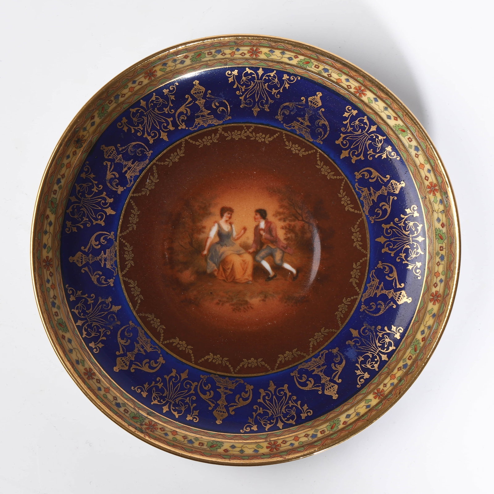 A CONTINENTAL PORCELAIN CUP AND SAUCER SET - 6