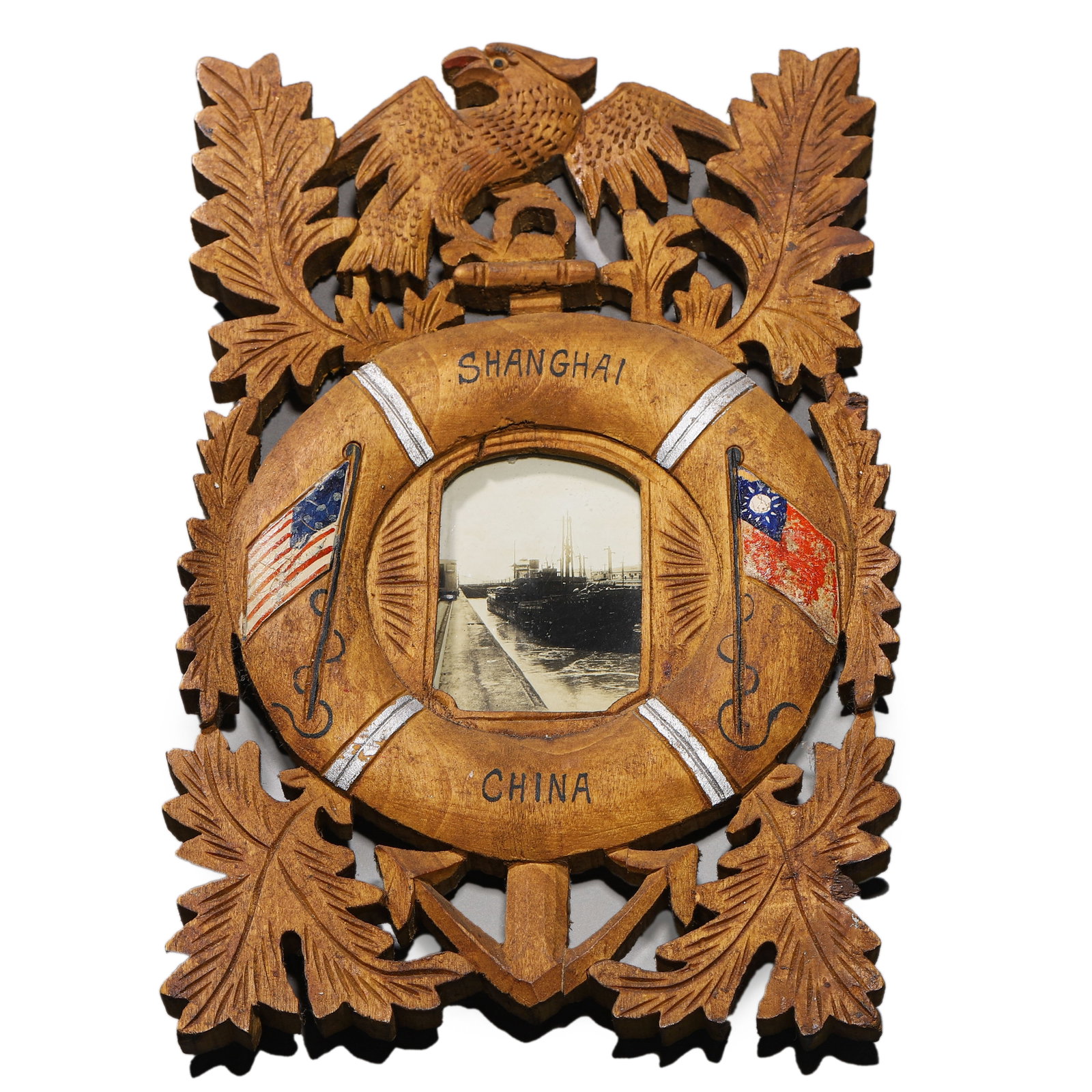 WOODEN SHANGHAI SOUVENIR PHOTO FRAME (1 of 6)