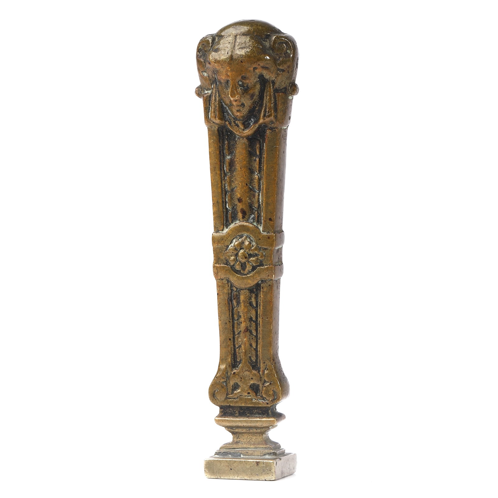 AN ANTIQUE BRASS WAX SEAL STAMP WITH GOTHIC MONOGRAM: Dimensions 4 1/8 in (10.5 cm); weight approx. 130.6 g Description This substantial antique brass wax seal stamp features a finely cast handle adorned with sculptural details, including a stylized