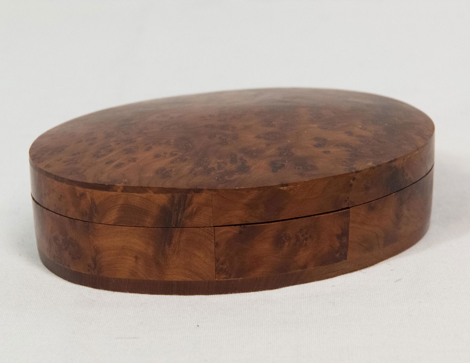 Antique Handmade BirdsEye Maple Oval Trinket Box (1 of 8)