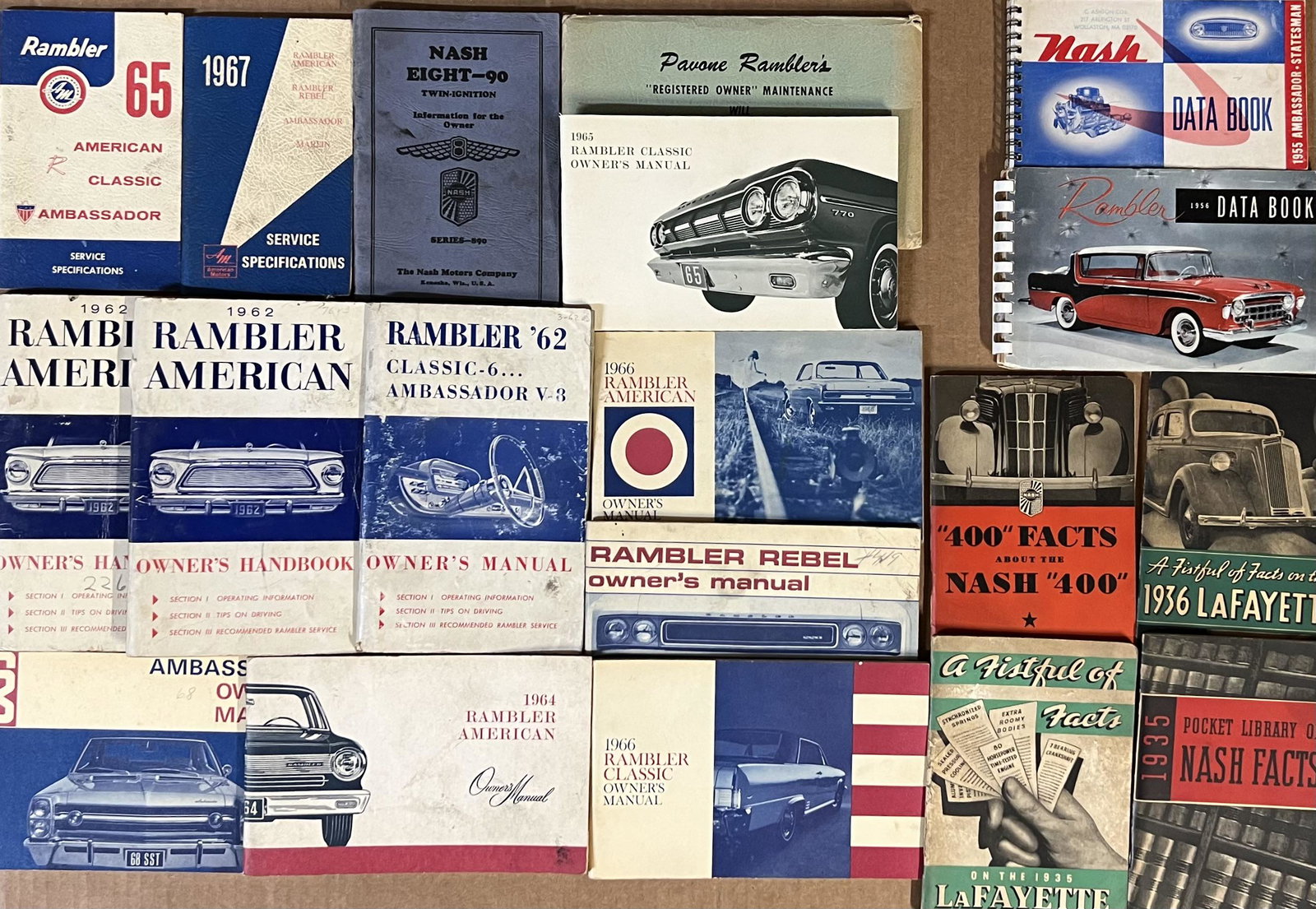 Nash, Ajax, Rambler manuals and data books - 28 items (1 of 2)