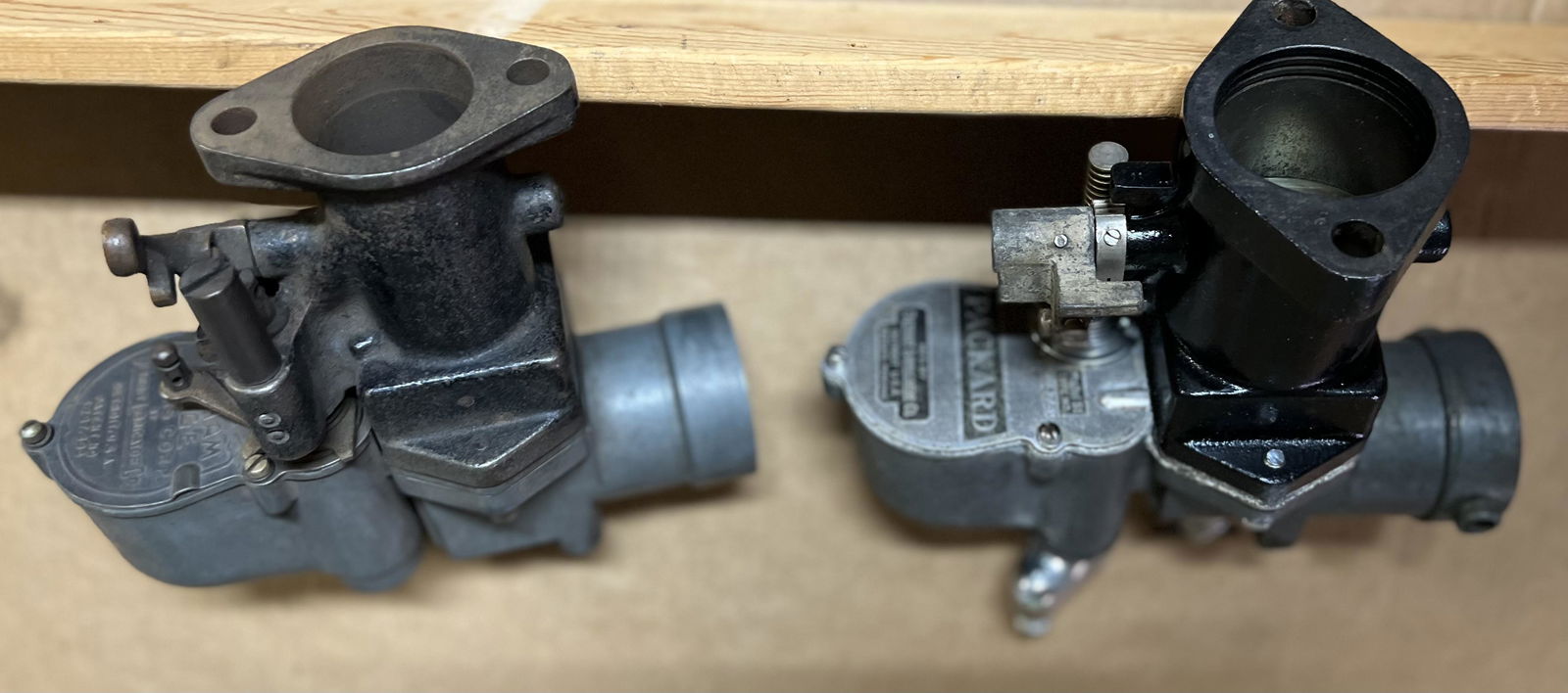 Packard and Graham Paige Detroit Lubricator carburetors (1 of 3)