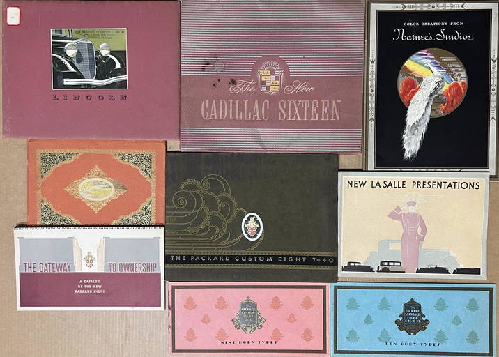 Nine classic era brochures, Packard, Cadillac, Lasalle, Lincoln Nov 05, 2022 Automobilia