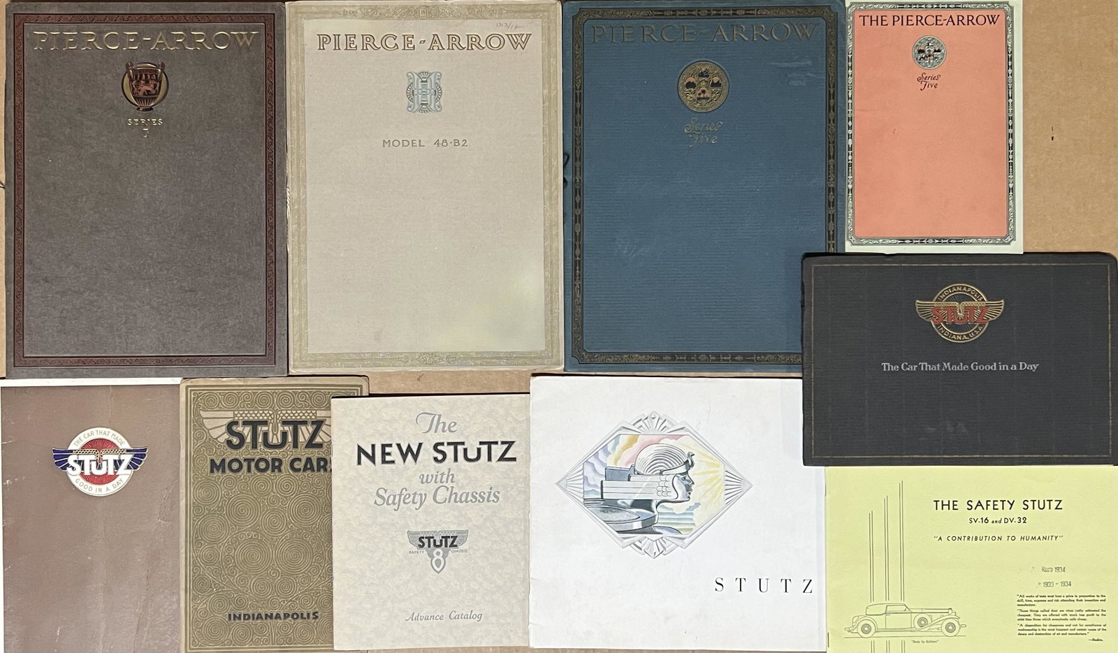 Four 1914-1919 Pierce Arrow - six 1915-1933 Stutz catalogs (1 of 2)
