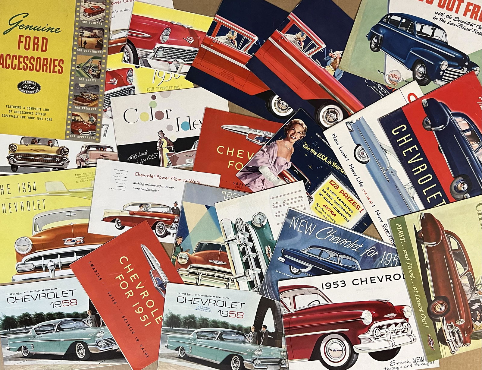 Late 1940's-1950's US make car brochures, over 50 items (1 of 3)